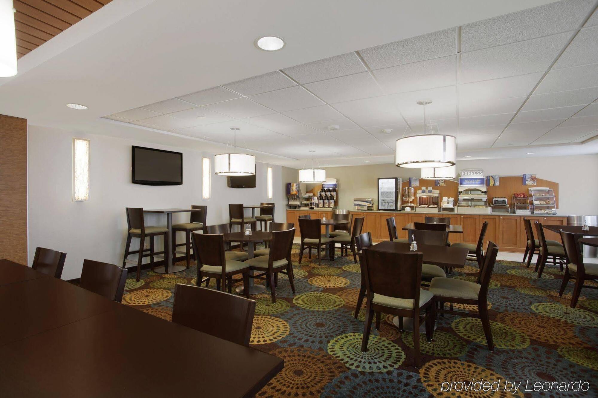 Holiday Inn Express Romulus / Detroit Airport By Ihg Εξωτερικό φωτογραφία